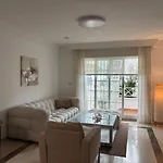 Golf House Apartman *