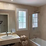 Golf House Apartman *