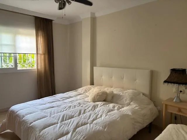 Golf House מארבלה