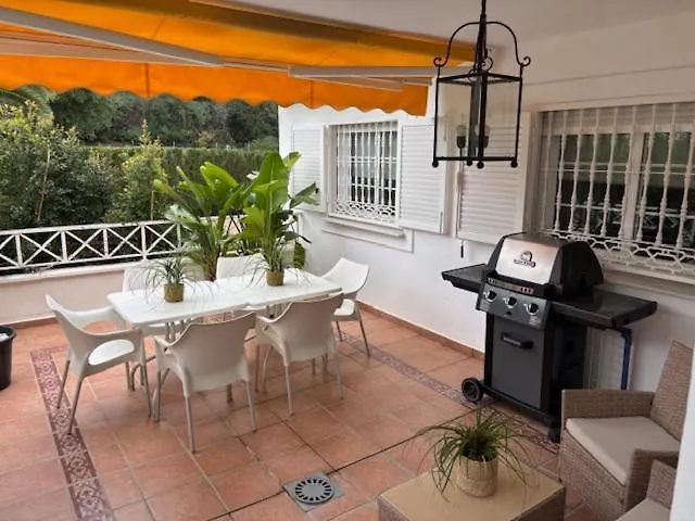 Golf House דירה